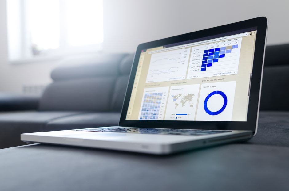 Modern Fiori-based dashboard illustrating faster real-time product configuration performance