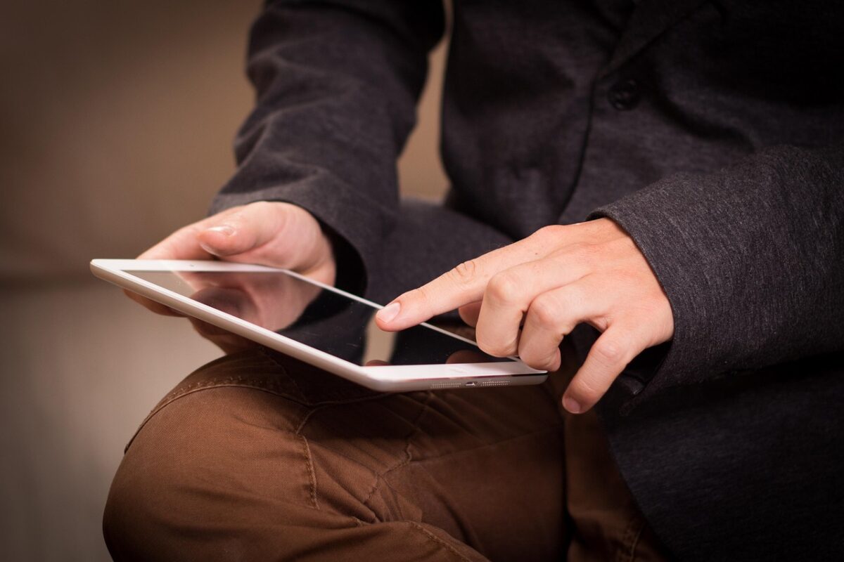 Analyst reviewing master data mapping between CPQ and ERP to prevent broken data flow